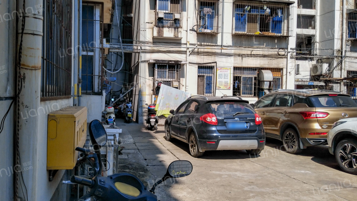 锦宇公司四季公寓外景图