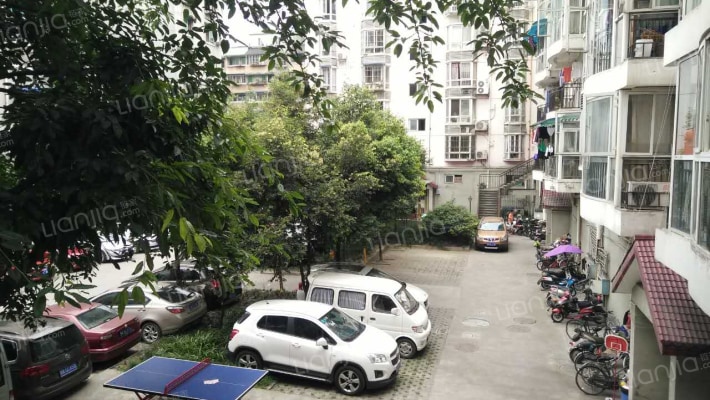 花语溪畔外景图