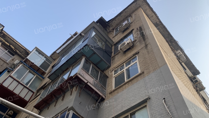 防疫站宿舍外景图