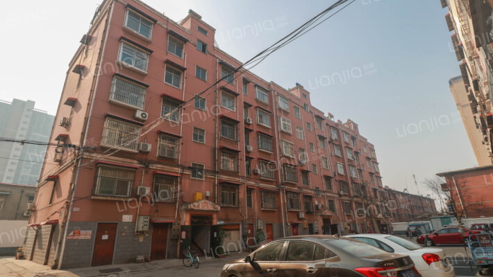 万里公司18号家属院外景图