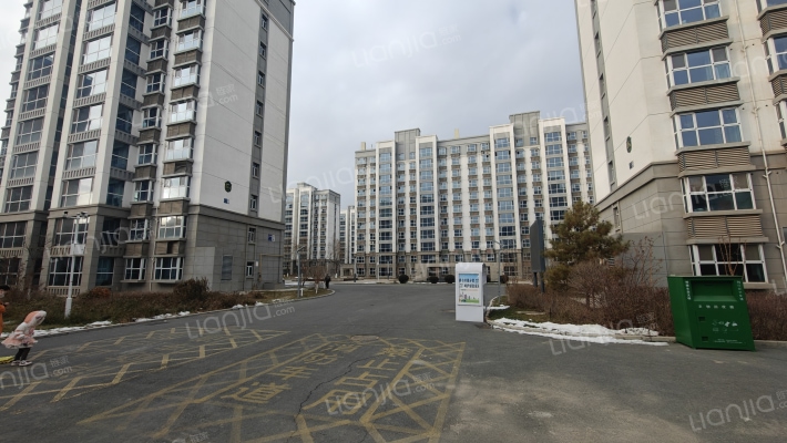 绿茵花园外景图