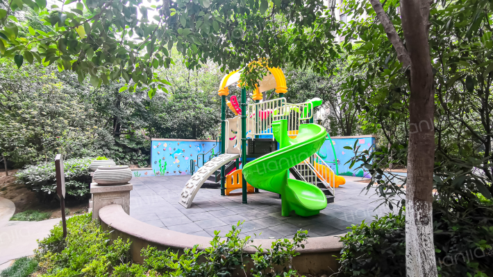 东方鼎盛御府外景图