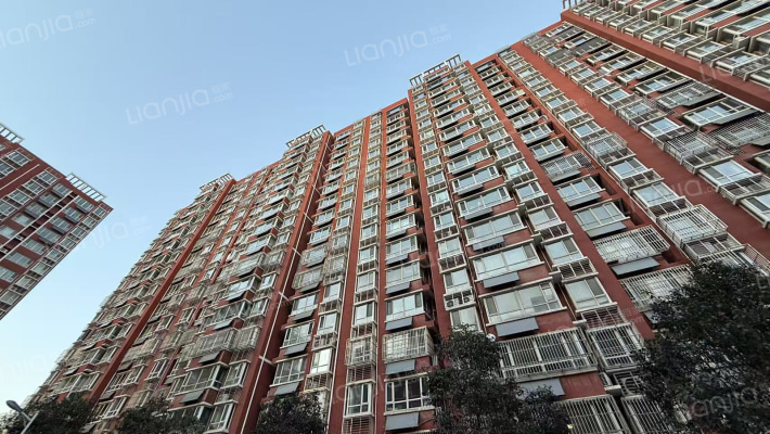 滨河花园外景图