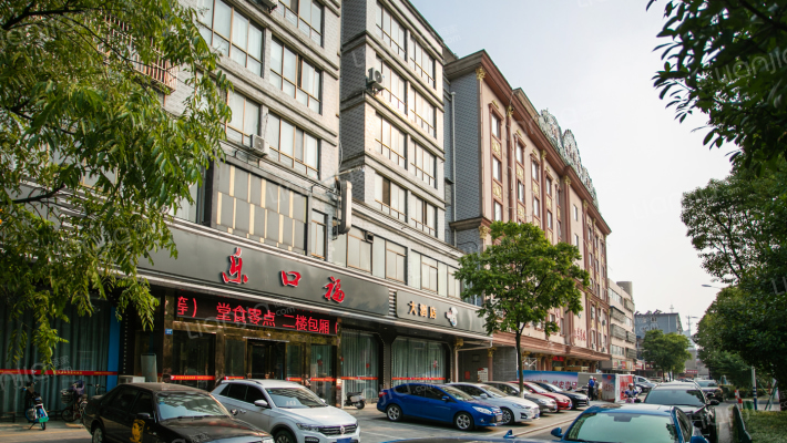 万丰公寓外景图