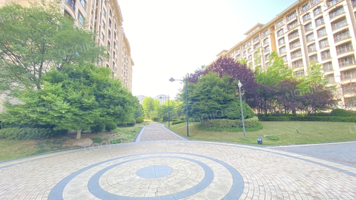 鲁信和璧花园外景图