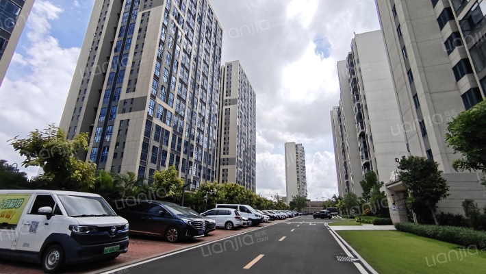 碧桂园剑桥郡二期外景图