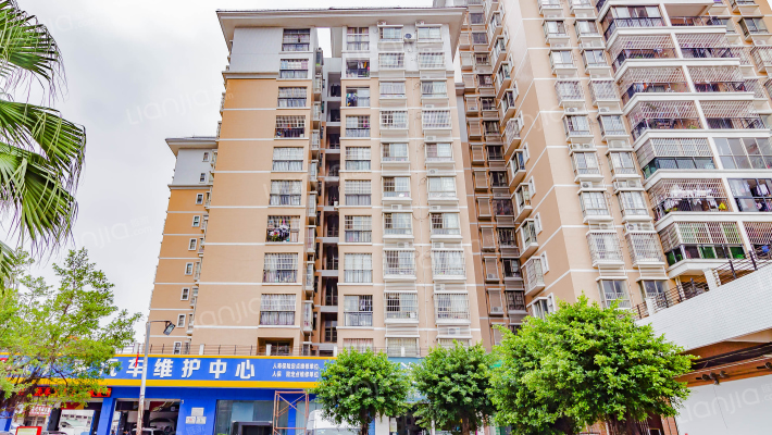 藤业富濠广场外景图