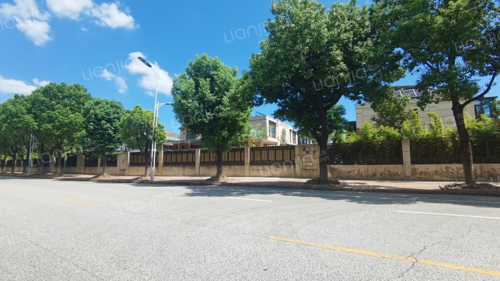 中信森林湖玺悦外景图