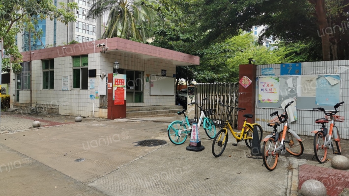 排水公寓外景图