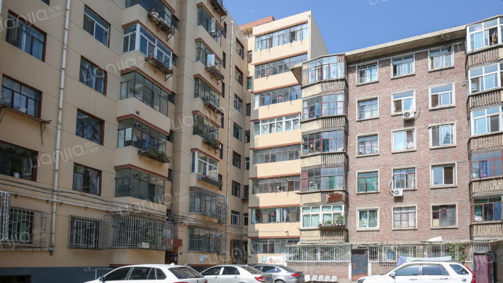 工行七里河支行家属院外景图