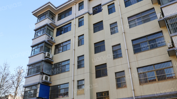 纺织行业办公室宿舍外景图