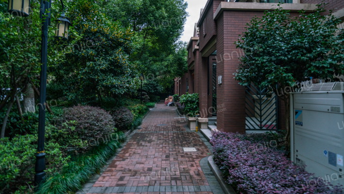 复地富顿街区外景图