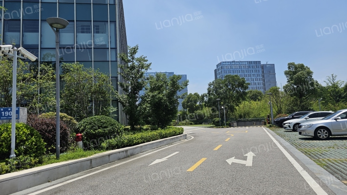 雍荣大厦外景图