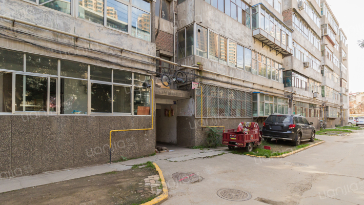 七四三七工厂家属院外景图