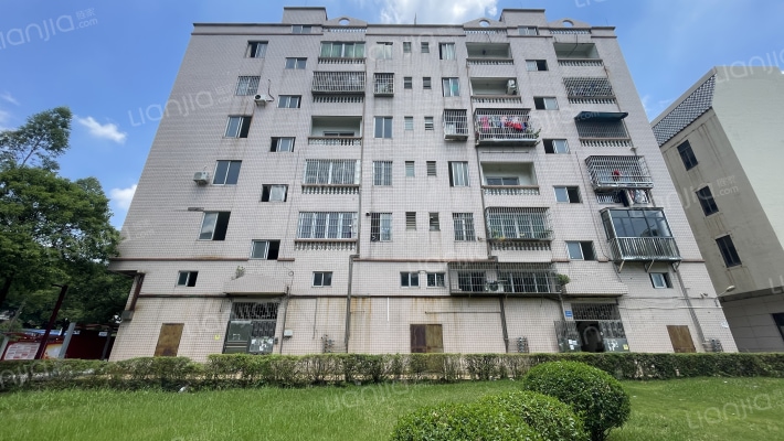 仙湖社区外景图