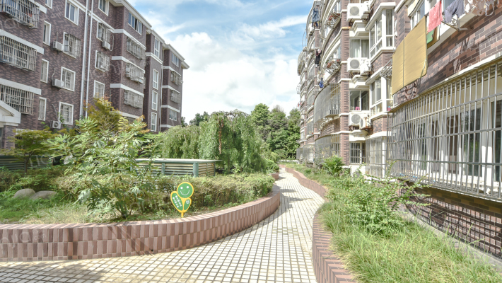 恒祥公寓外景图