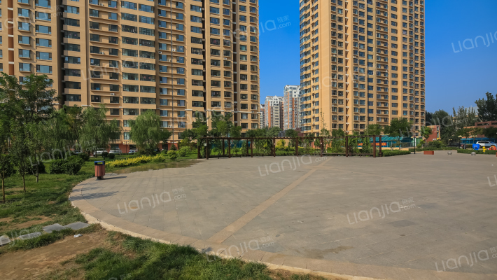 汇丰国际外景图