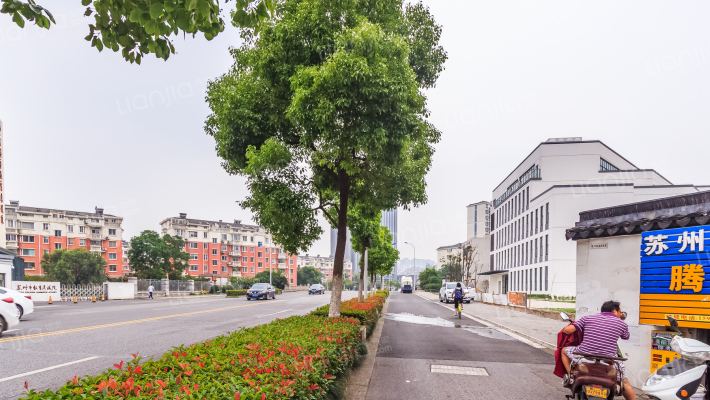 劳动路344号外景图