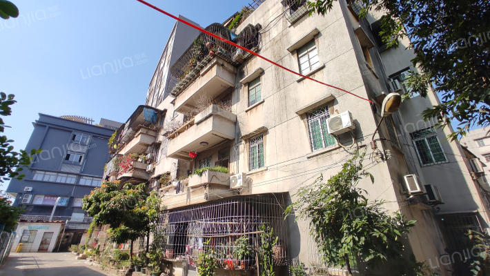 环城路十八号外景图