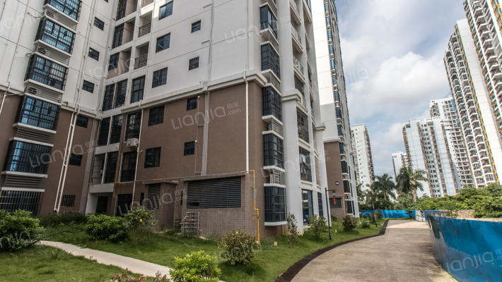 星悦蓝湾外景图