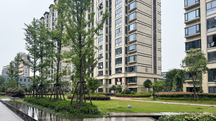 石榴悦兰湾外景图