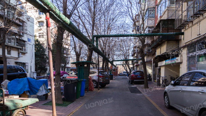 芥园西里外景图