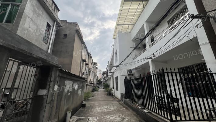 西湖新村外景图