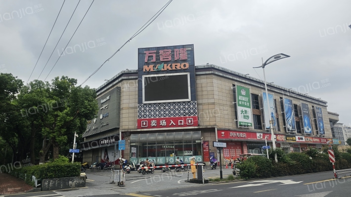 新天地商业街外景图