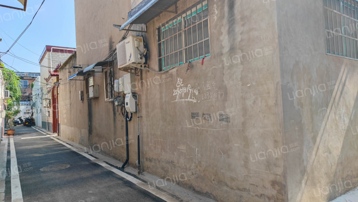 劳动路12号院外景图