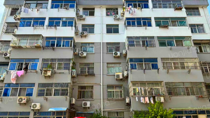 中行小区外景图