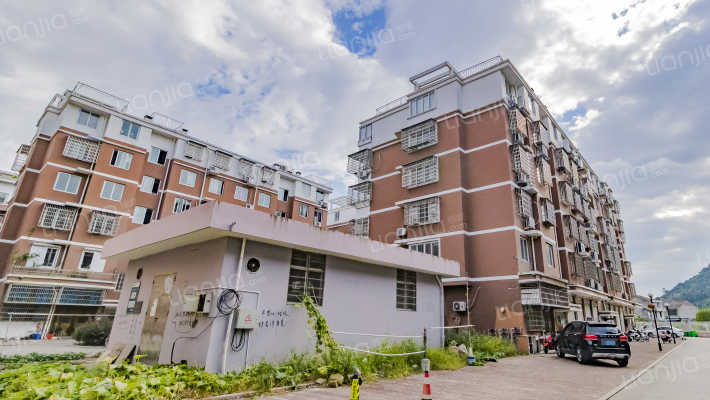 敖江站前小区B区外景图