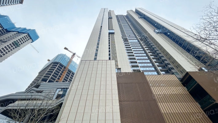 保利天珺秀台外景图