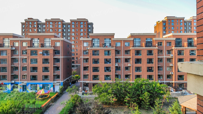 万龙第八城D区外景图