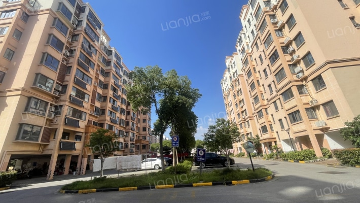 紫霞花园外景图