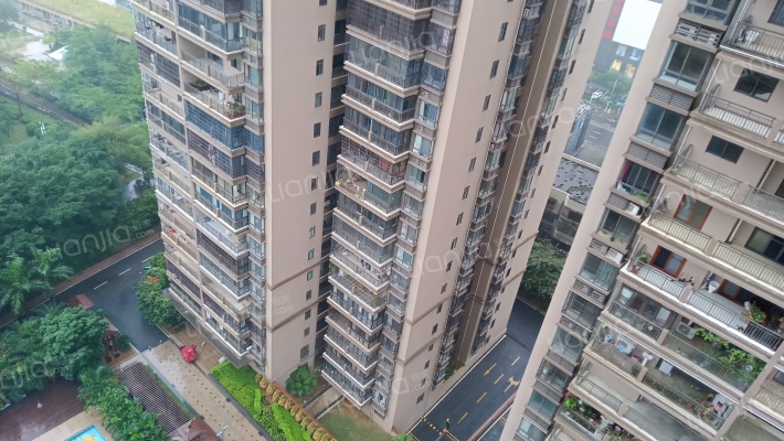 国贸城市花园外景图