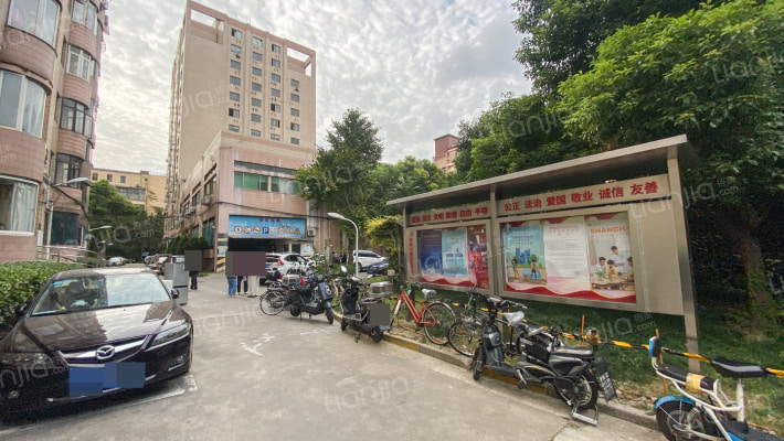 南山小区外景图