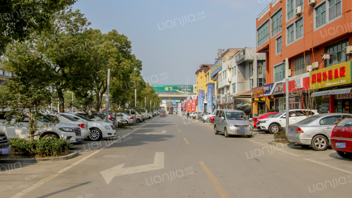 凯马广场外景图