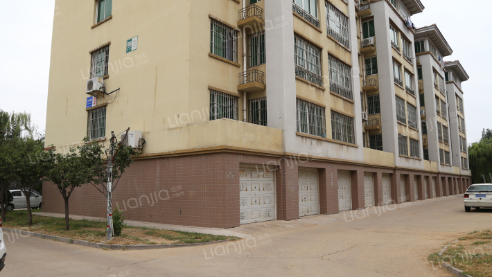 天同绿城外景图