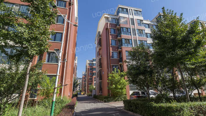 樱南樱华园小区外景图