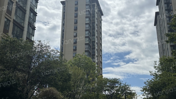 中铁佳苑外景图