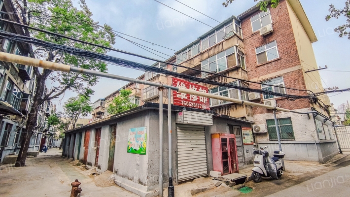 泰汽宿舍外景图