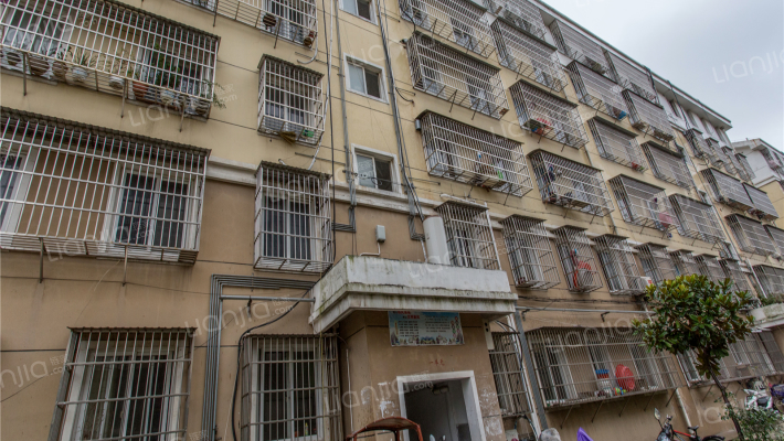 任店新村外景图