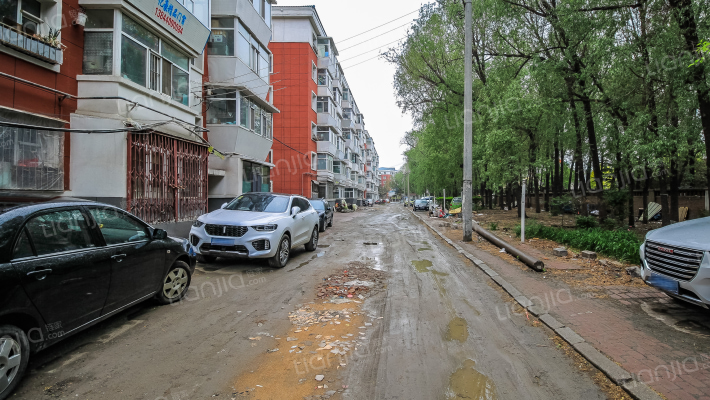 一汽30B街区外景图