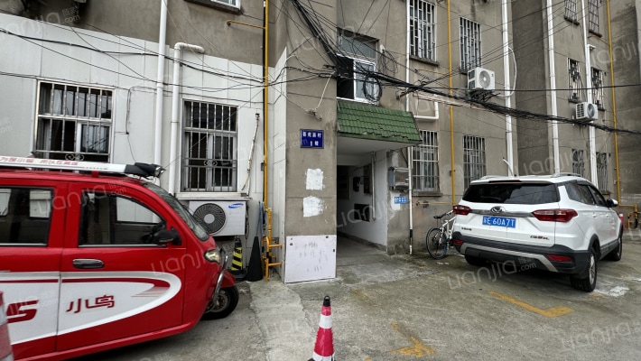 胥苑新村外景图