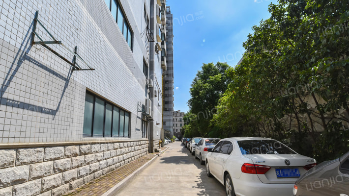 东环广场外景图