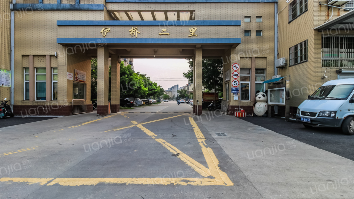 伊桥二里外景图