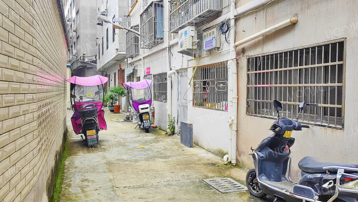 甘霖路58号外景图