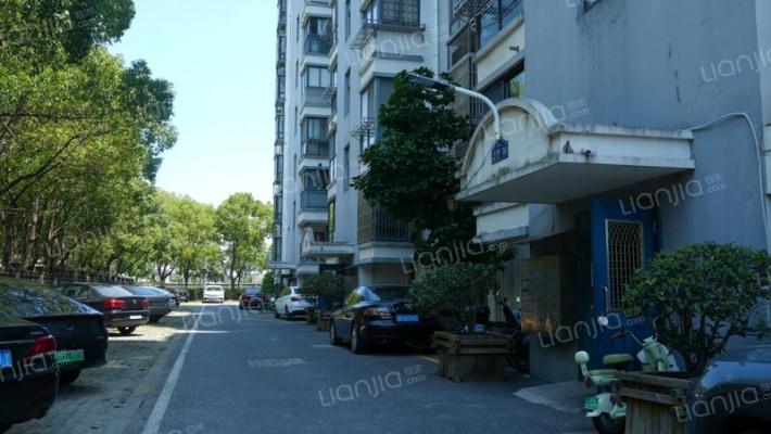 洋沙花苑外景图