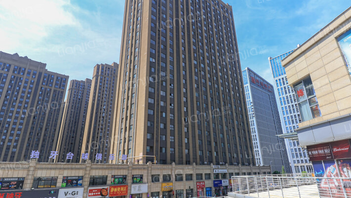 东方今典华尔兹公馆外景图