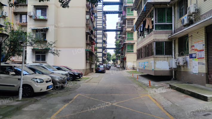 航天中一区外景图